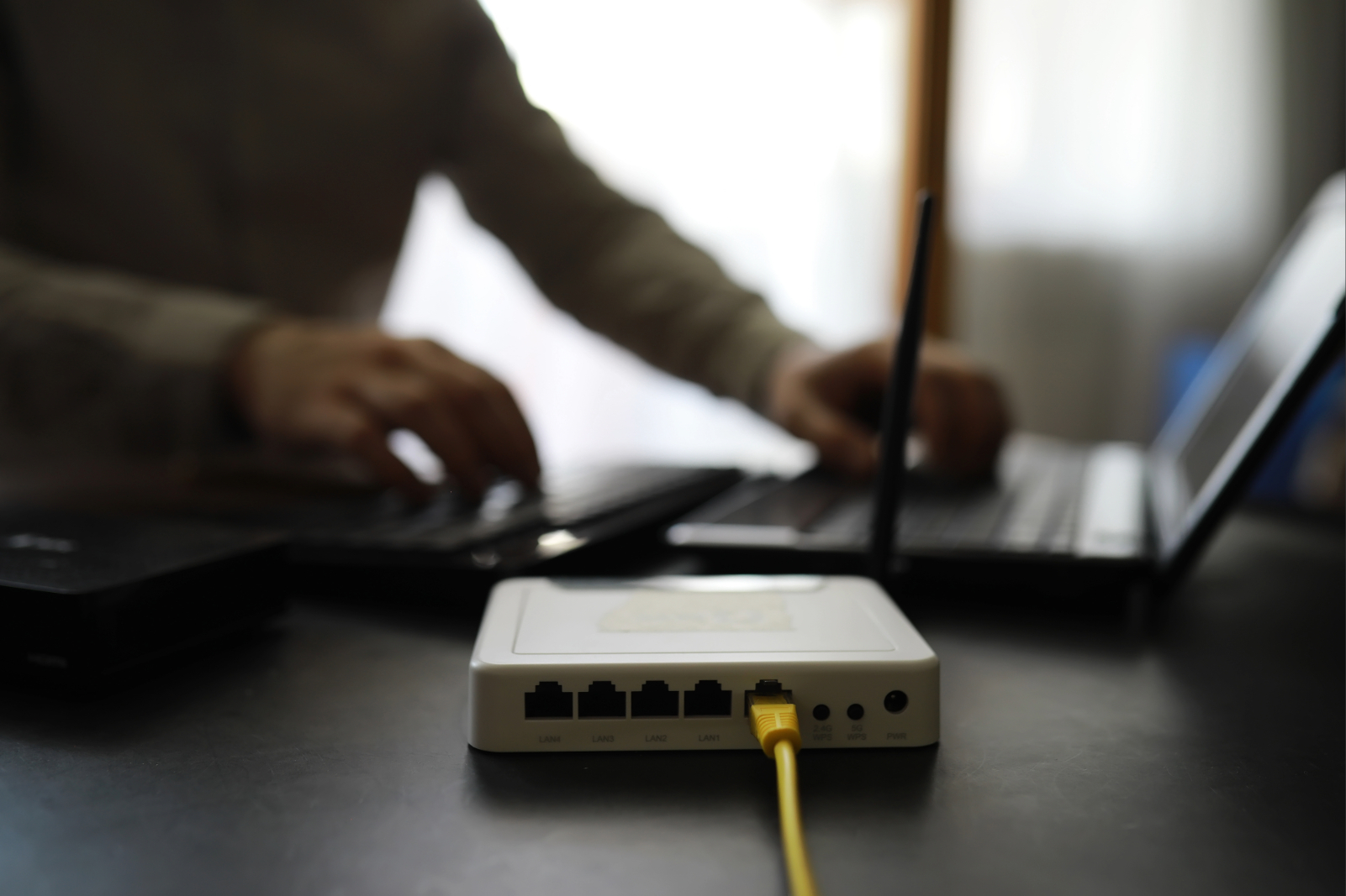 Modem vs Router: What Is the Difference? A Complete Guide